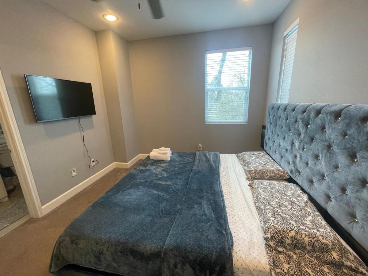 N-E-G Skai Midtown Of Houston Vila Exterior foto